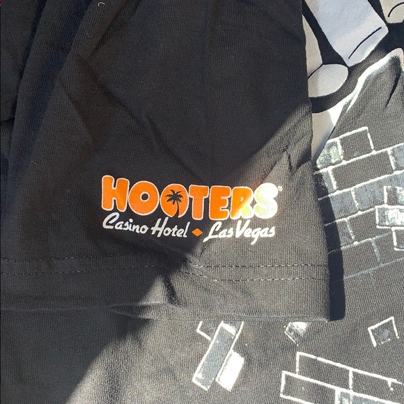 Shirt - Picture 2 of 4